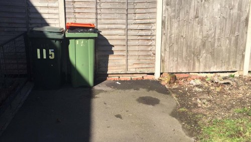 Eco-friendly furniture disposal methods in Rotherhithe